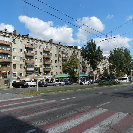 3-Room Apartment Near Inturist On Sobornyi Avenue 156, By Grandhome Zaporizhia Exteriér fotografie